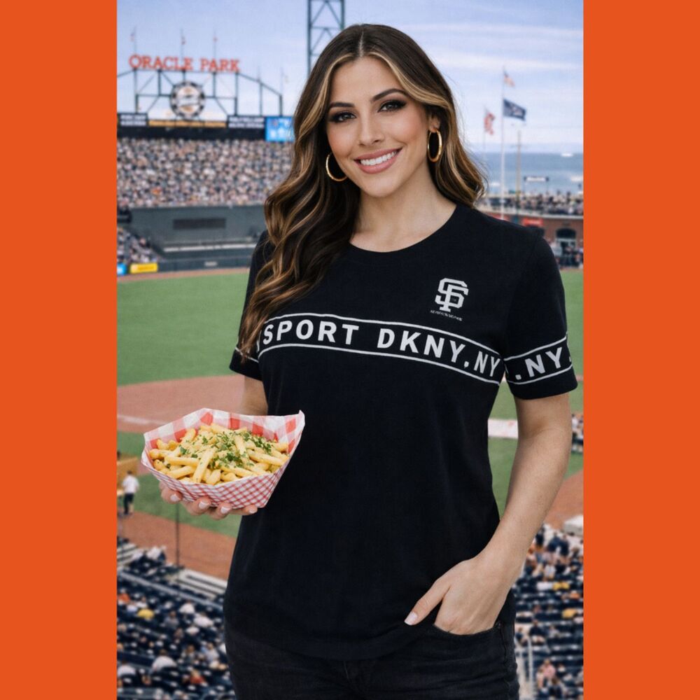 San Francisco Giants DKNY Black T-Shirt (Size S)